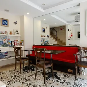 ten-rooms-hotel.istanbul-turkeyhotels.com/